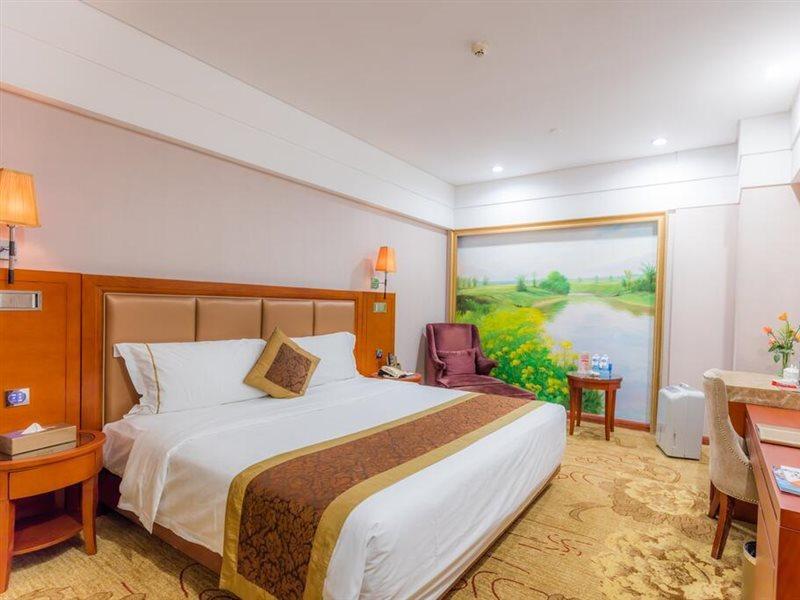 Zhuhai Guotai Hotel Exterior photo