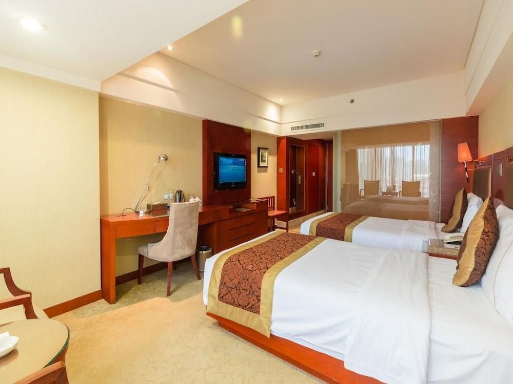 Zhuhai Guotai Hotel Exterior photo